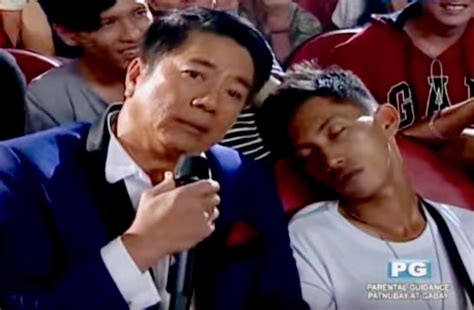 Willie Revillame Gives Shout.